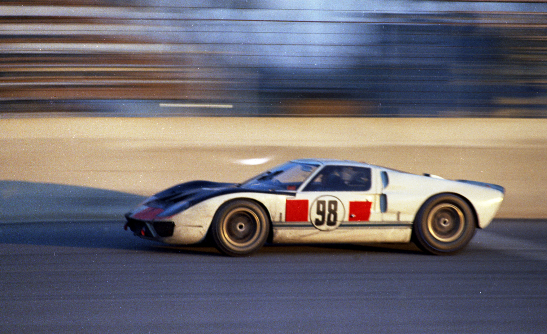 SMALL_1966-Feb-Daytona-1966-Ford-GT-Mk-II-Ruby-Miles-neg-CN4300-27